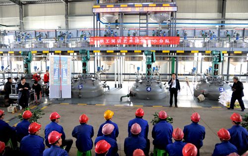 万荣总工会“三送一树”活动走进桑穆斯